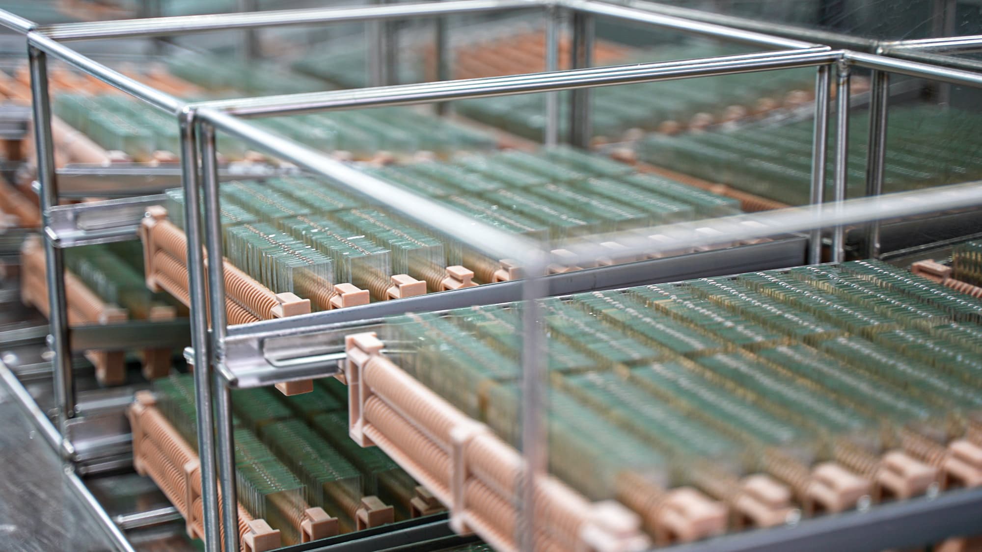 Küçük ve Orta Ölçekli Ekran Parçasında Rekabet Yoğunlaşıyor, Çinli LCD Üreticileri Küresel Pazarları Yakalamak İçin Özelleştirmeden Yararlanıyor